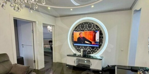 3-комн квартира улица Маршала Тухачевского,  д. 33