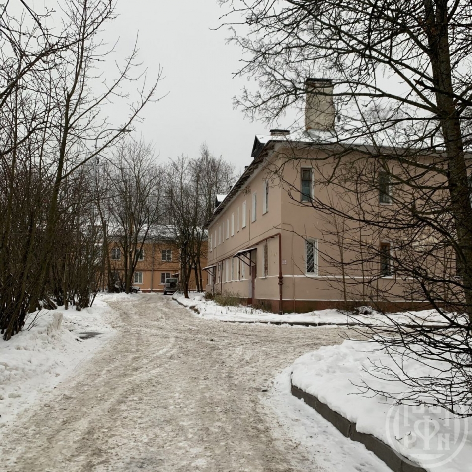 Продажа комнаты Ломоносов г., Ломоносова ул. ,  д. 12