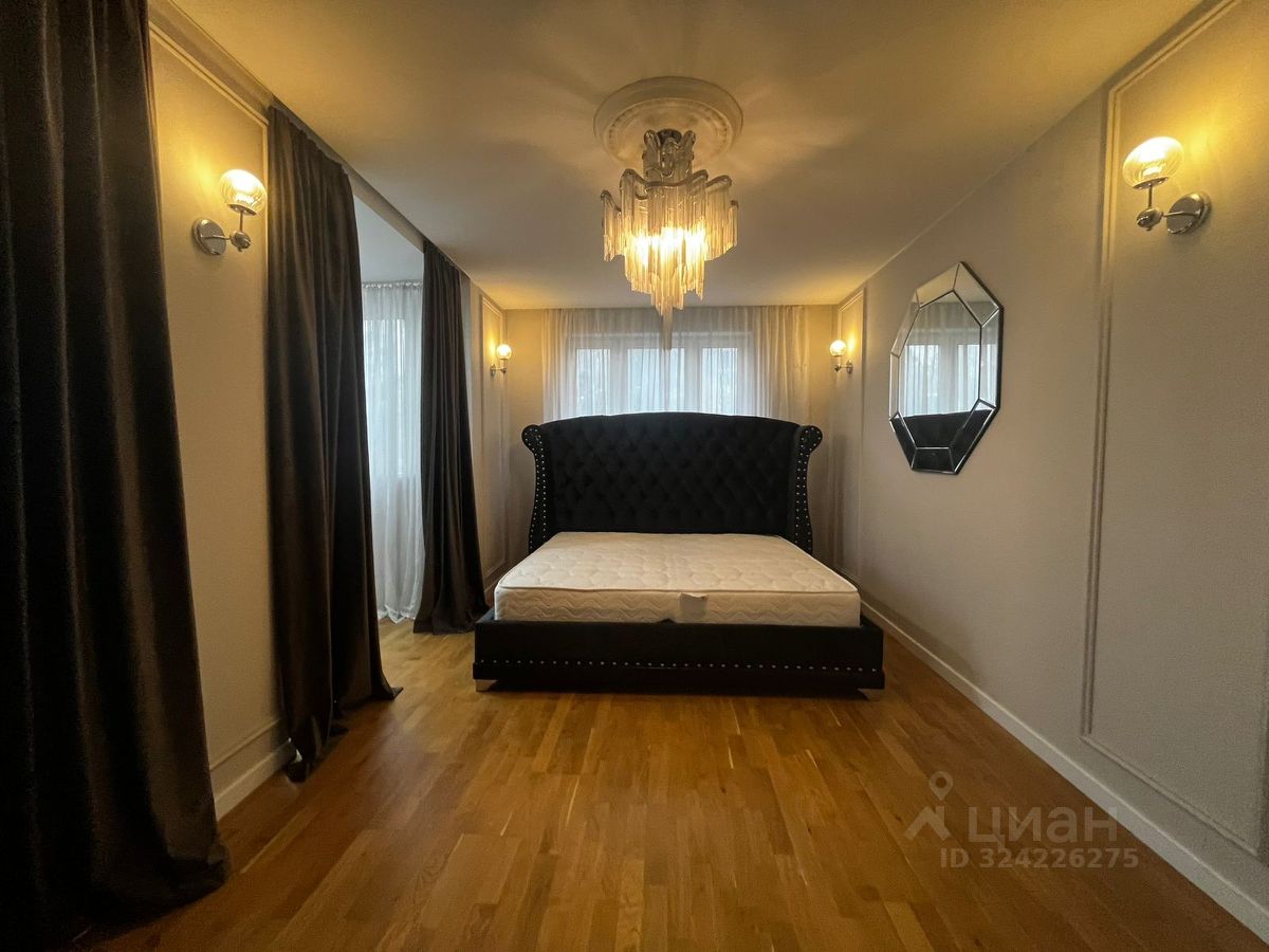 Продажа 2-комн квартиры на вторичном рынке д. Глухово, улица Рублевское Предместье, 30