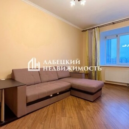 Продажа 1-комн квартиры на вторичном рынке улица Есенина,  д. 1 к1