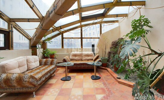 Продажа 4-комн квартиры на вторичном рынке Неопалимовский 1-й пер,  д. 8