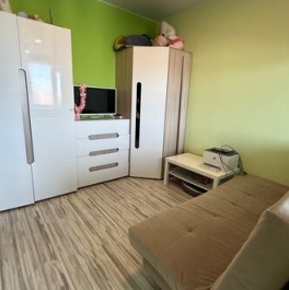 Продажа 2-комн квартиры на вторичном рынке Орджоникидзе ул,  д. 52