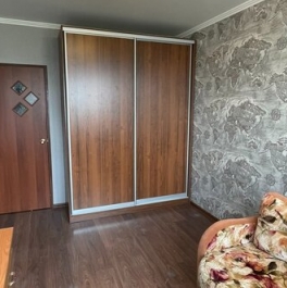 Продажа 2-комн квартиры на вторичном рынке улица Пионерстроя,  д. 10