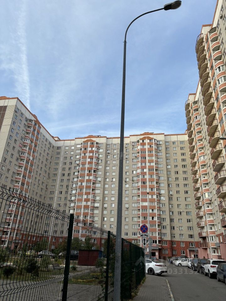 Аренда 2-комн квартиры на вторичном рынке Кучино мкр, Балашиха, улица Брагина,  д. 3