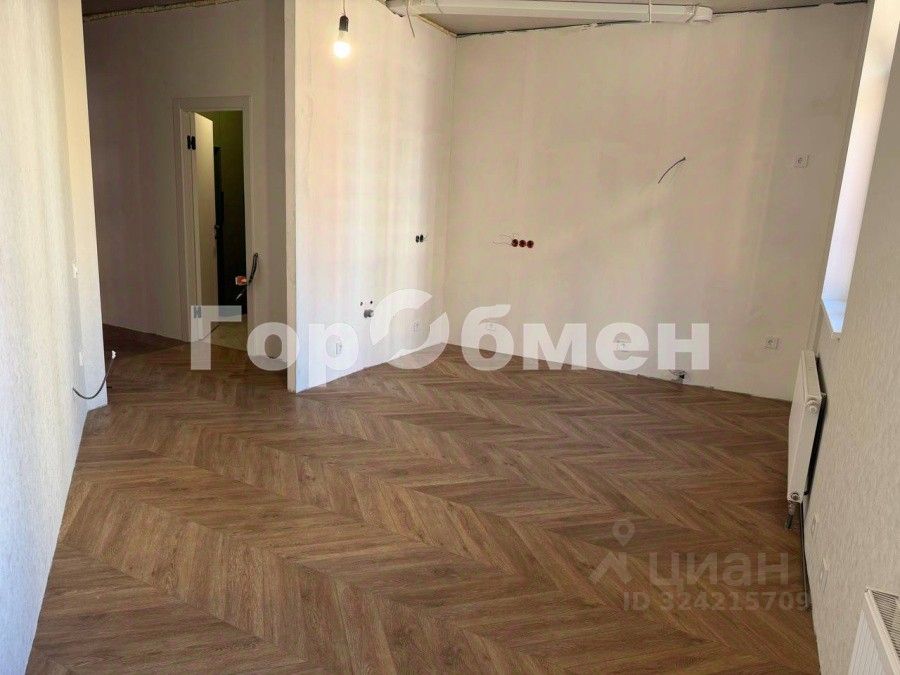 Продажа 3-комн квартиры на вторичном рынке пос. Развилка, проезд Римский, 13