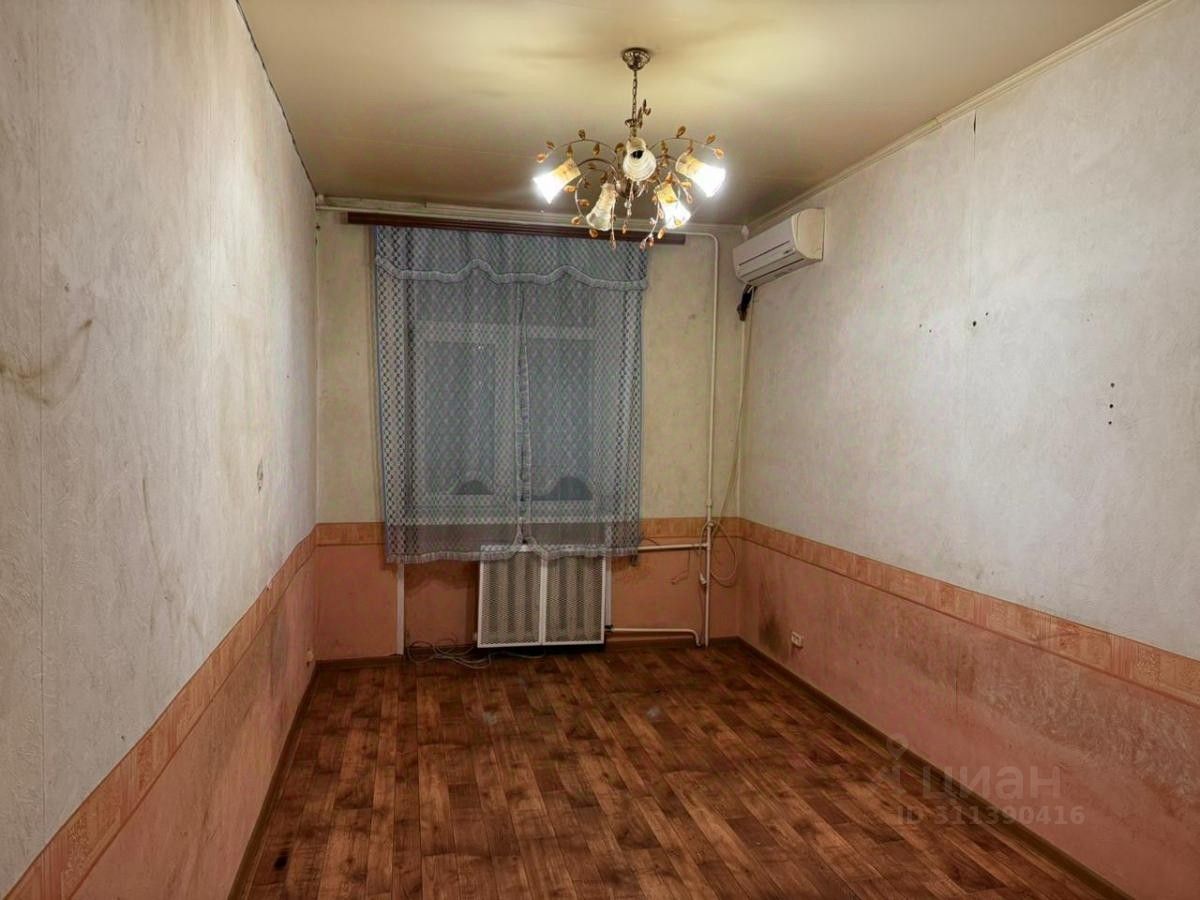 Продажа 3-комн квартиры на вторичном рынке Подольск, Литейная улица, 2