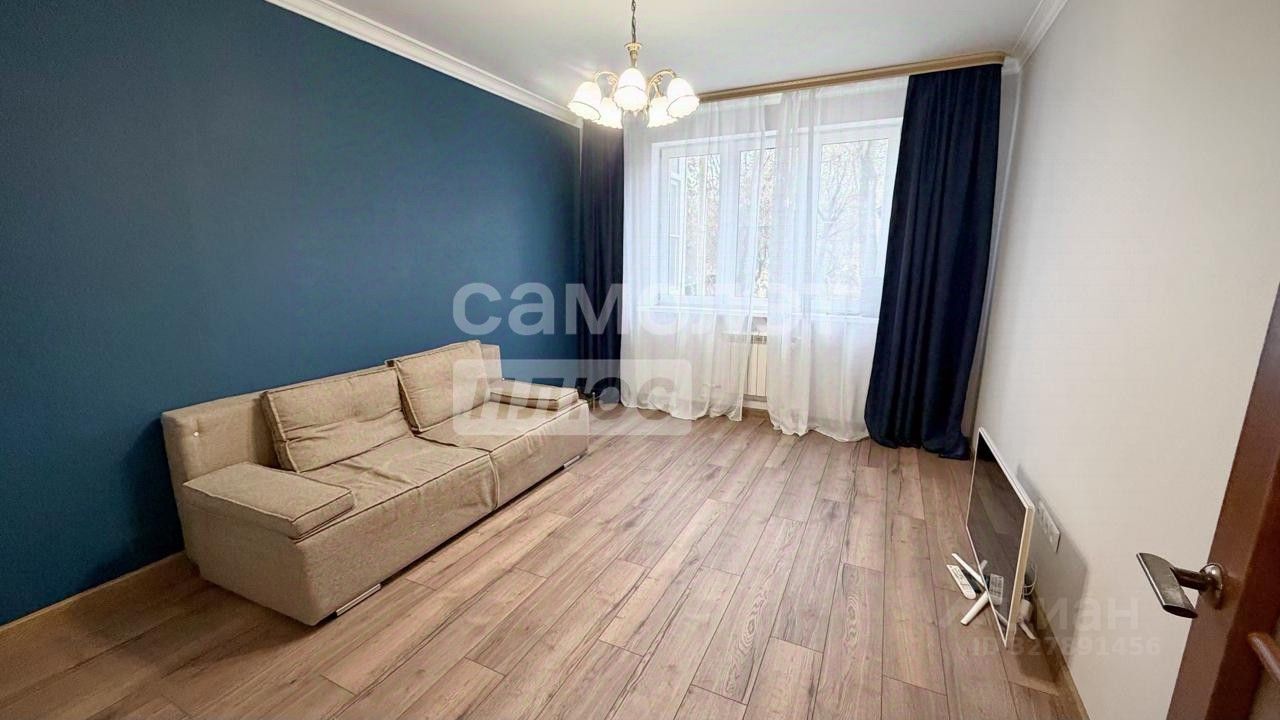 Продажа 3-комн квартиры на вторичном рынке Ступино, улица Больничный городок, 4