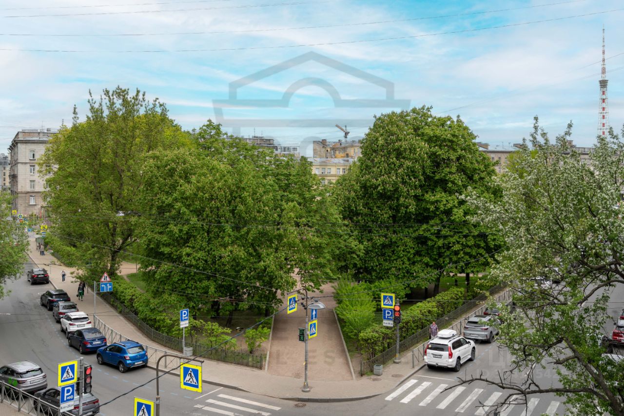 Продажа 3-комн квартиры на вторичном рынке проспект Малый Петроградской стороны, 79-81-83