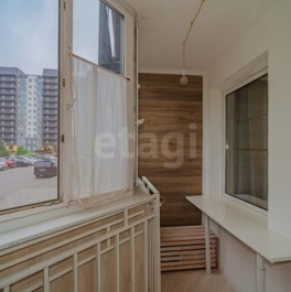 Продажа 2-комн квартиры на вторичном рынке Новогорелово, улица Современников,  д. 17 к1