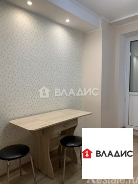 Продажа 1-комн квартиры на вторичном рынке Балашиха, Славы пл.,  д. 1