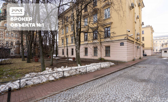 Продажа 2-комн квартиры на вторичном рынке Грибоедова Канала наб,  д. 5