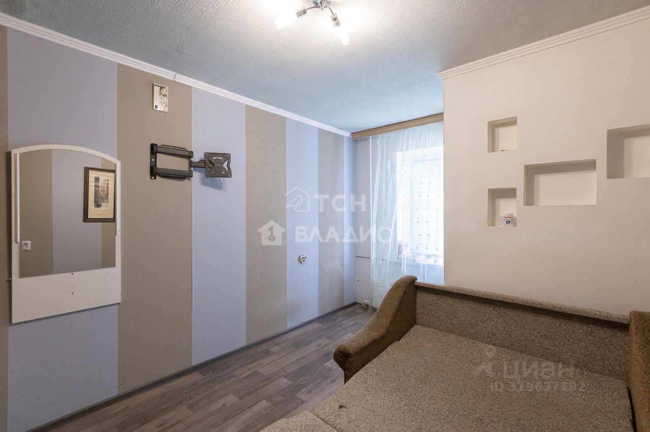 Продажа 2-комн квартиры на вторичном рынке Пушкино, улица Разина, 11