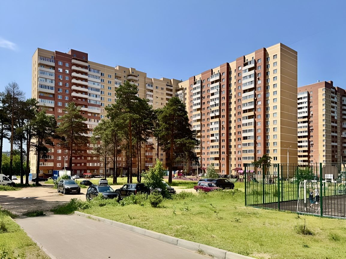 Продажа 2-комн квартиры на вторичном рынке Имени В.Н. Махалина мкр, 33