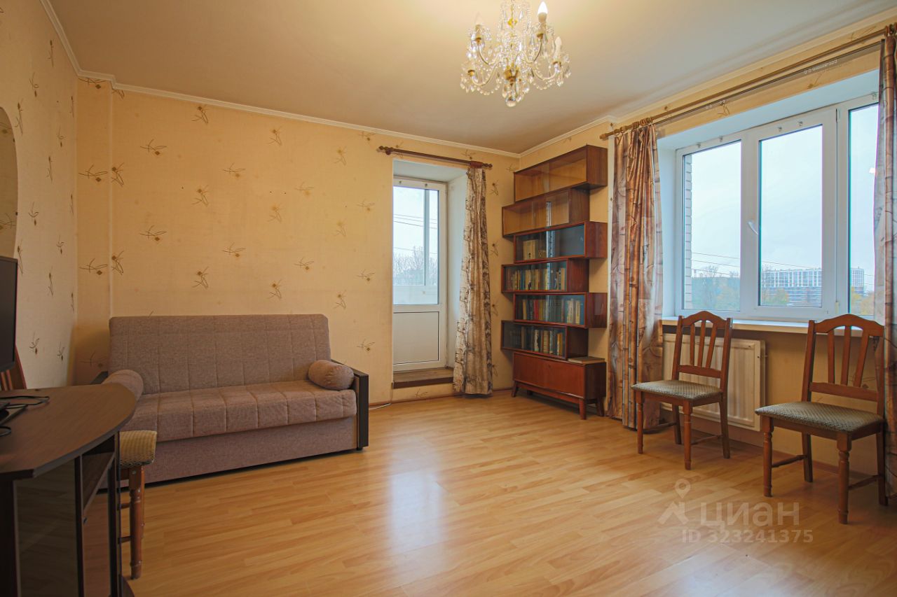 Продажа 2-комн квартиры на вторичном рынке Ленинский проспект, 151к3