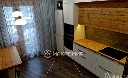 Продажа 3-комн квартиры на вторичном рынке Шуваловский проспект