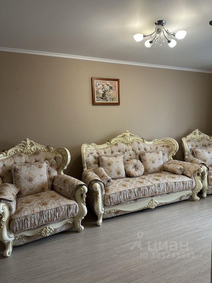 Аренда 2-комн квартиры на вторичном рынке Новоивановское пгт, улица Калинина, 8