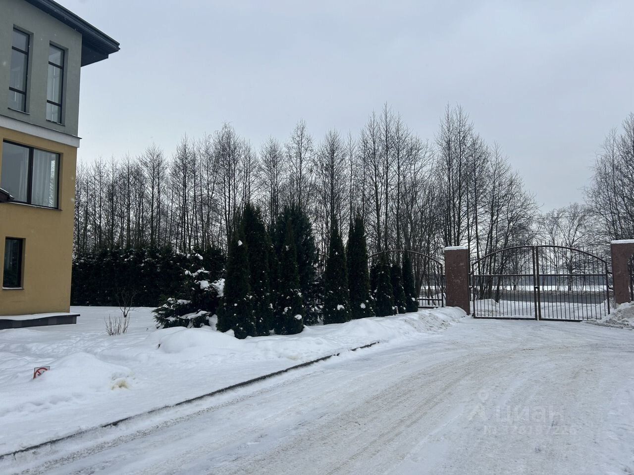 Продажа 3-комн квартиры на вторичном рынке Сестрорецк, улица Коробицына, 2М