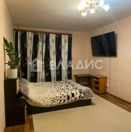 Продажа 1-комн квартиры на вторичном рынке улица Десантников,  д. 22