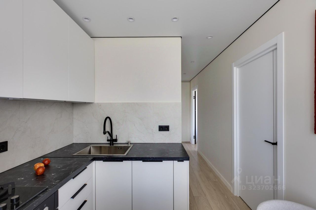 Продажа 2-комн квартиры на вторичном рынке Мичуринский проспект, 48