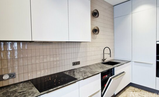 Продажа 2-комн квартиры на вторичном рынке Восточная ул,  д. 2