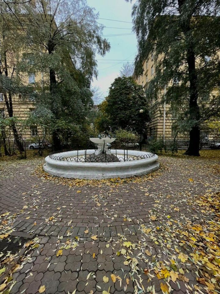 Продажа 1-комн квартиры на вторичном рынке проспект Стачек, 67К7