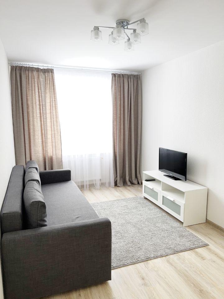 Аренда 1-комн квартиры на вторичном рынке улица Русановская, 18к3