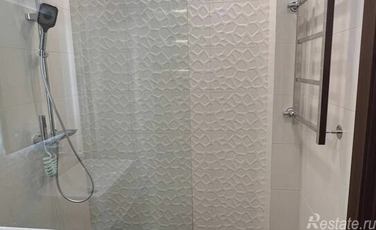 Продажа 2-комн квартиры на вторичном рынке Реки Каменки наб,  д. 23 с1