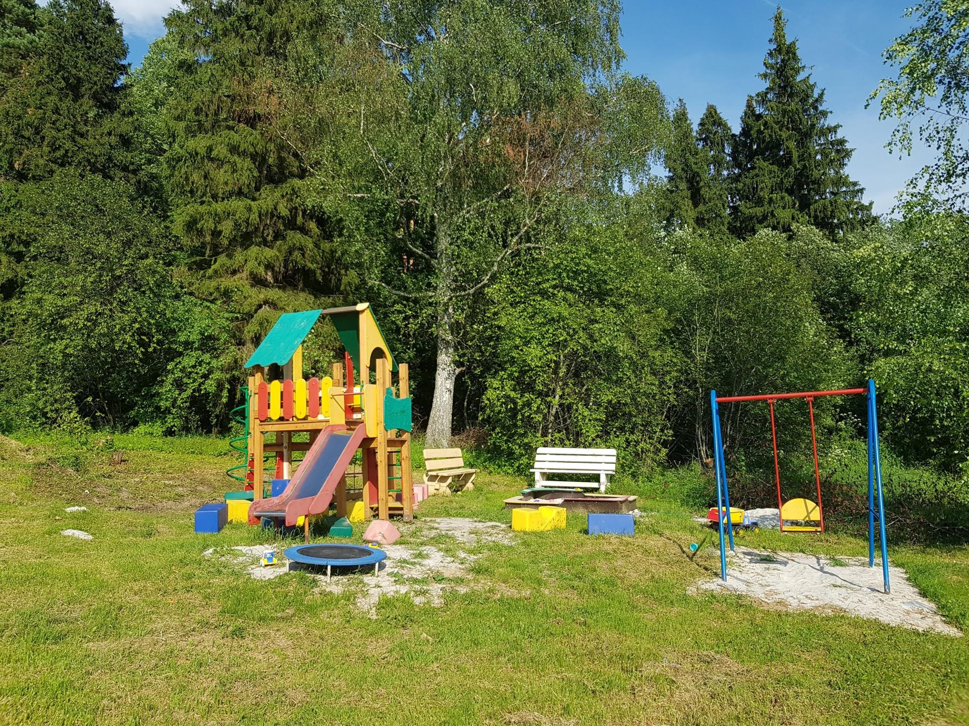 Фото коттеджного поселка Левадия от Дмитровка-загородная недвижимость. Коттеджный поселок 