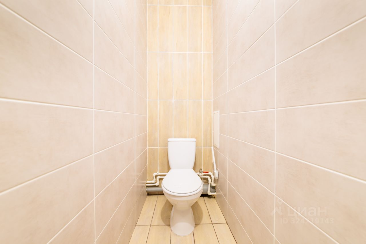 Продажа 1-комн квартиры на вторичном рынке Днепропетровская улица, 65