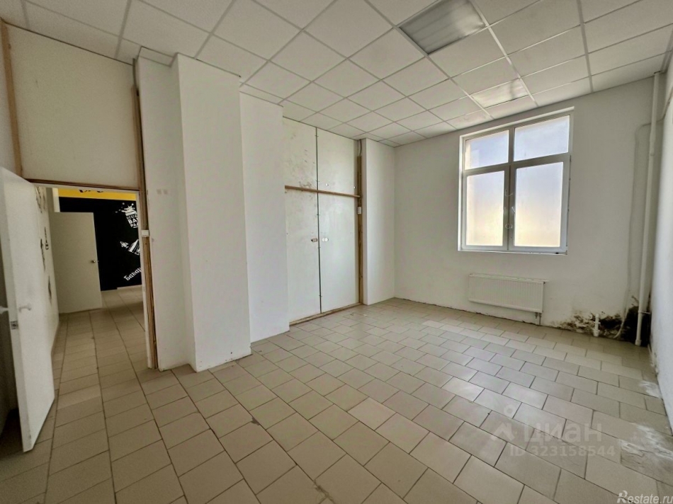 Аренда торгового помещения Логинова ул