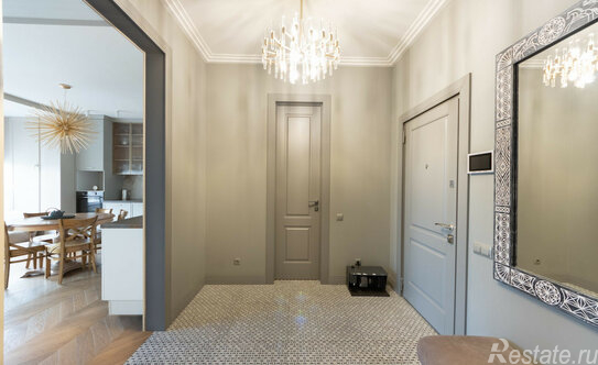 Продажа 4-комн квартиры на вторичном рынке Мантулинская улица,  д. 9 к1