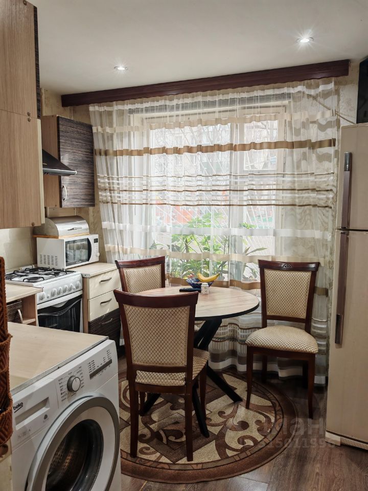 Продажа 1-комн квартиры на вторичном рынке Саратовская улица, 5К1