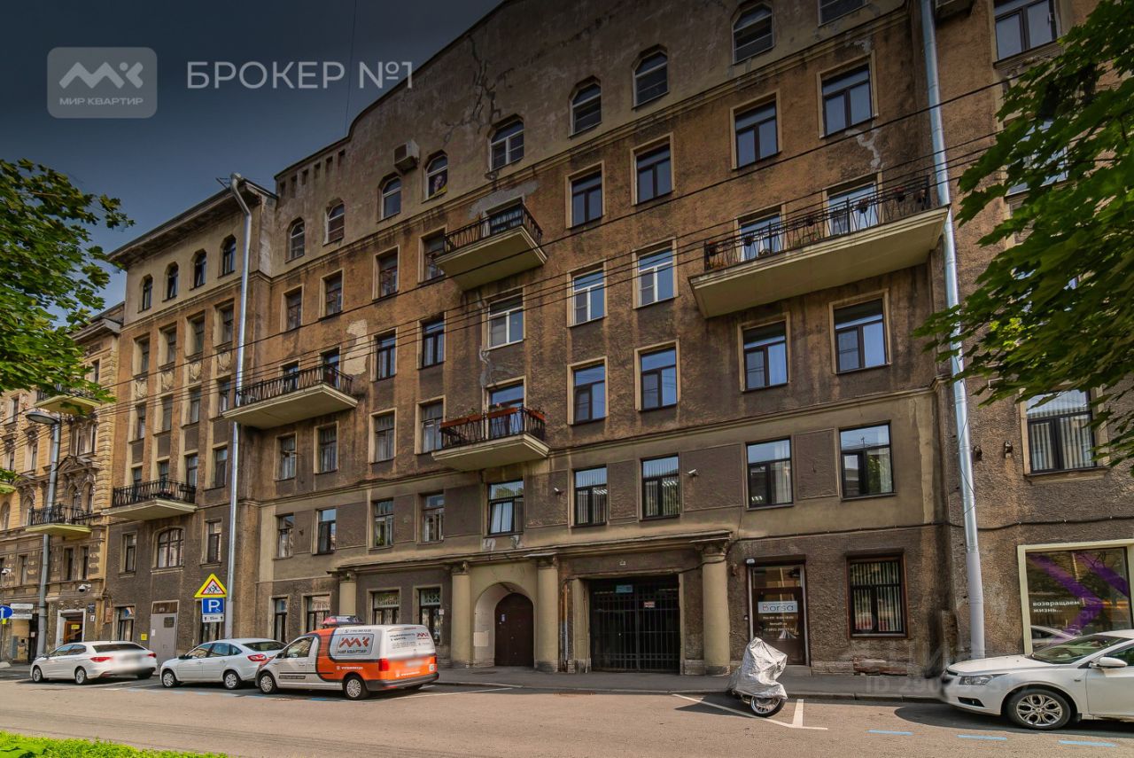 Продажа 2-комн квартиры на вторичном рынке Малодетскосельский проспект, 38