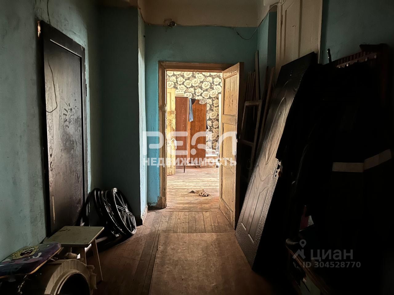 Продажа комнаты Гатчина, Красноармейский проспект, 17