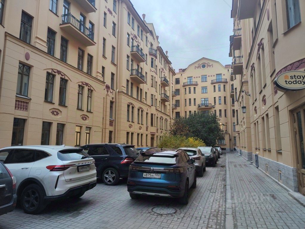 Продажа 6-комн квартиры на вторичном рынке улица Рубинштейна, 23