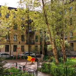 Продажа 2-комн квартиры на вторичном рынке Джамбула,  д. 11