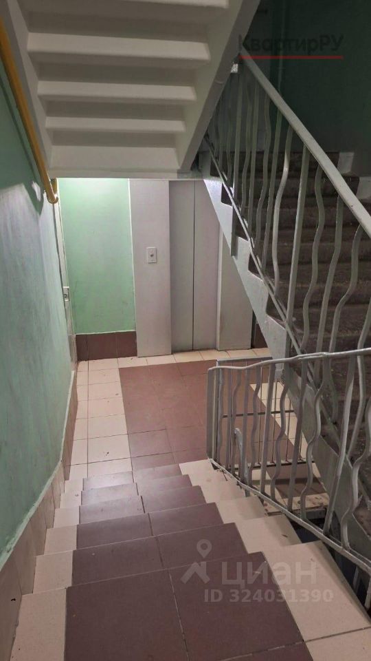 Продажа 3-комн квартиры на вторичном рынке проспект Маршала Блюхера, 59