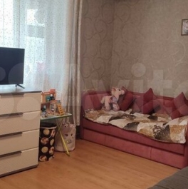 Продажа 2-комн квартиры на вторичном рынке улица Космонавта Волкова,  д. 7