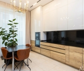 Продать Квартиры вторичка бульвар Братьев Весниных  2 