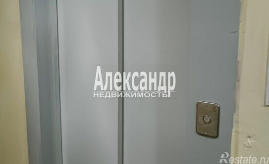 Продажа 3-комн квартиры на вторичном рынке улица Савушкина,  д. 115 к4