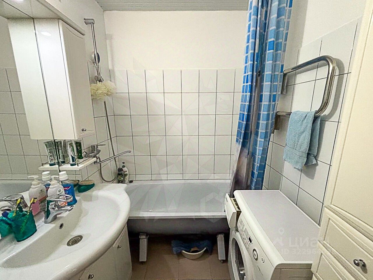 Продажа 2-комн квартиры на вторичном рынке Лобня, улица Юности, 17
