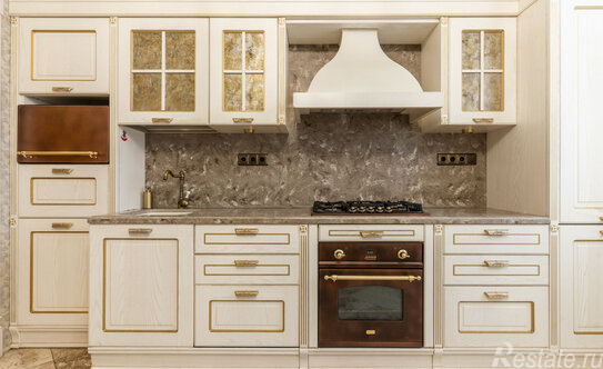 Аренда 3-комн квартиры на вторичном рынке Кима пр-кт,  д. 5