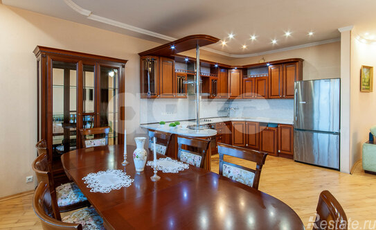 Продажа 3-комн квартиры на вторичном рынке Союзный проспект,  д. 22