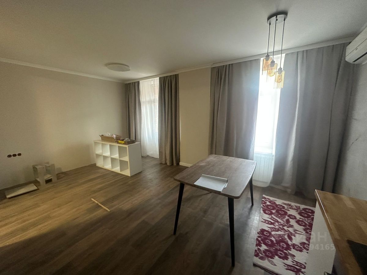 Аренда 2-комн квартиры на вторичном рынке Опалиха мкр, улица Пришвина, 14