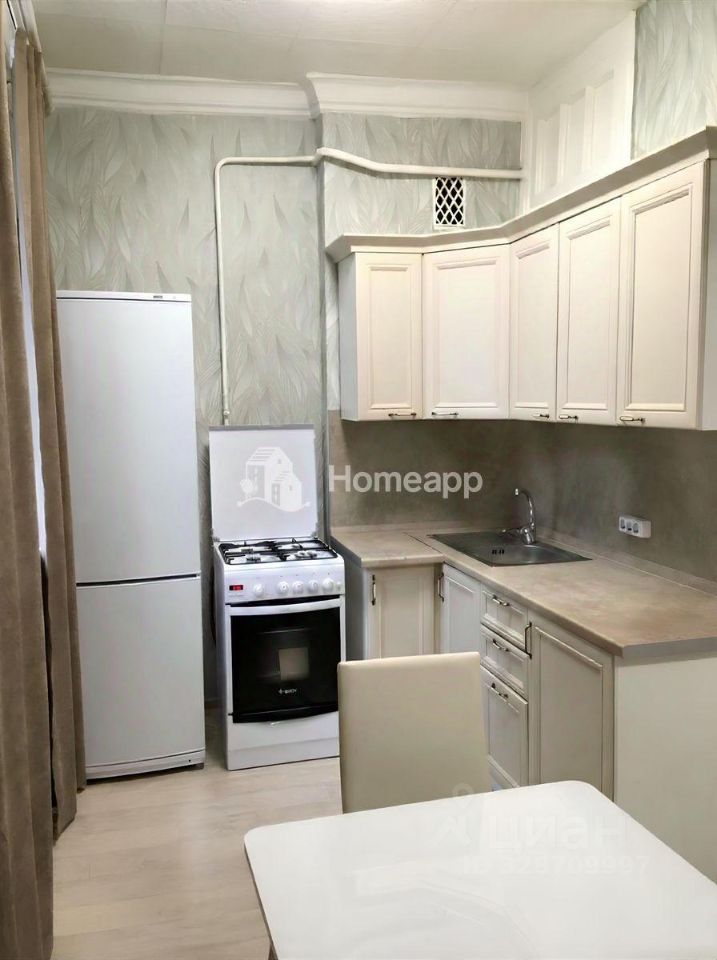 Продажа 2-комн квартиры на вторичном рынке улица Климашкина, 15