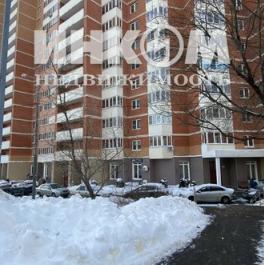 Продажа 1-комн квартиры на вторичном рынке улица Новаторов,  д. 4 к5