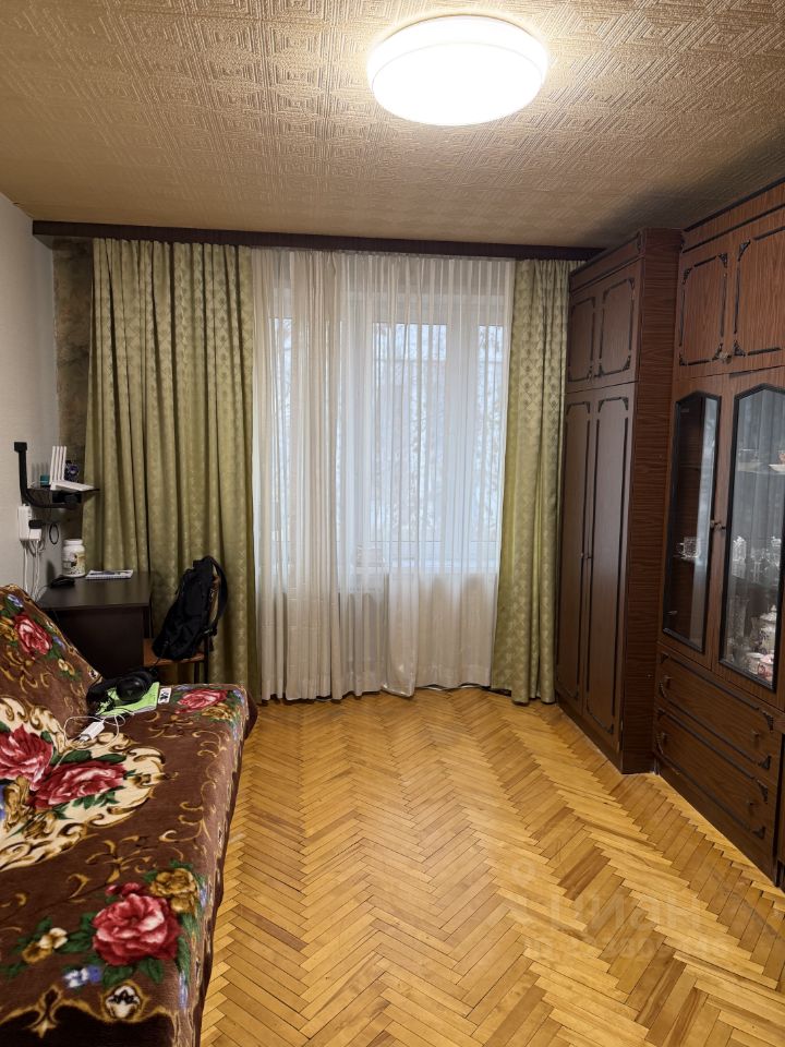 Продажа 1-комн квартиры на вторичном рынке улица Полбина, 64