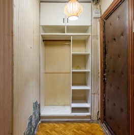 Продажа 1-комн квартиры на вторичном рынке Петрозаводская улица,  д. 22