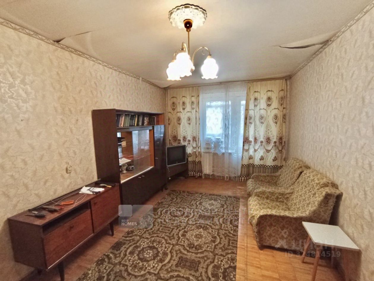 Продажа 1-комн квартиры на вторичном рынке Щелково-3 мкр, улица Стефановского,  д. 4