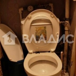 Продажа 2-комн квартиры на вторичном рынке Петергоф г, Разведчика б-р,  д. 8 к2